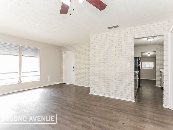 3rd image of 2509 La Trelle Ct