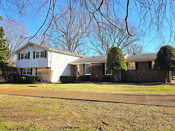5th image of 5016 Twin Lakes Dr