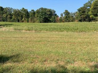 Buck Creek Rd, Floyds knobs, IN 47119