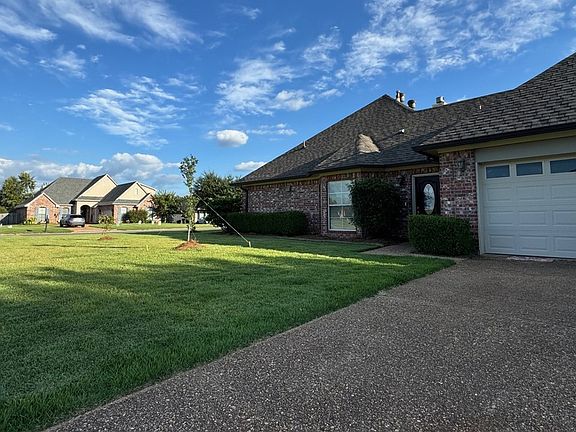 2nd image of 398 Half Moon Ct