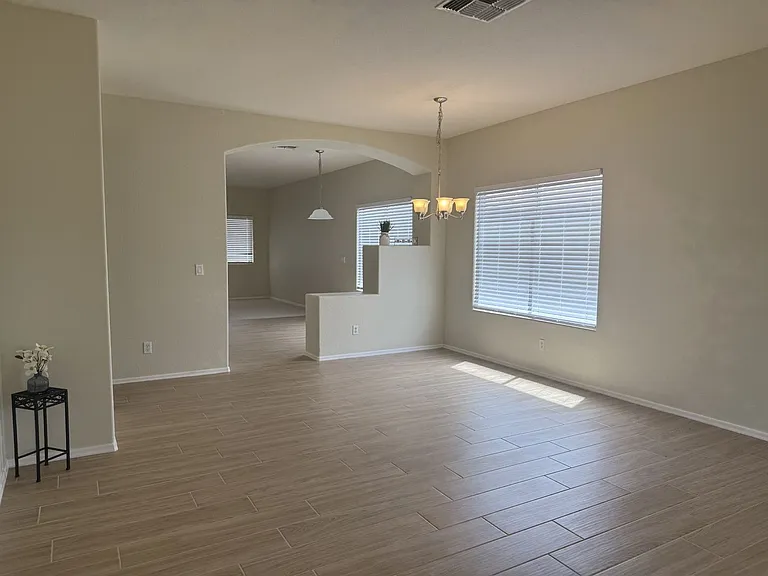 3587 S Arroyo Ln — Photo 2
