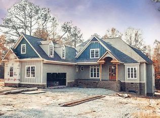 8256B Holly Springs Rd, Raleigh, NC 27606