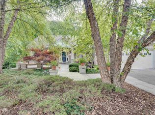 998 S Cromwell Ct, Bloomington, IN