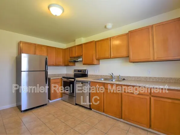 1885 S Clermont St, Denver, CO 80222