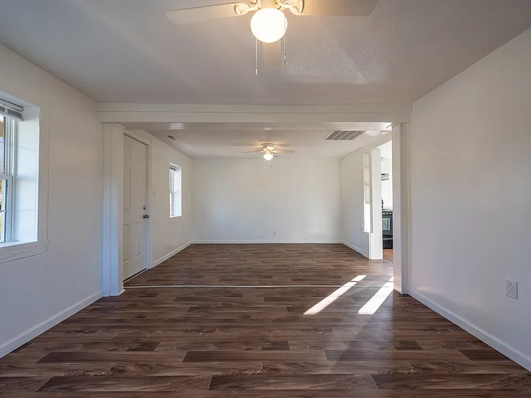 3250 Martin Luther King Jr Dr — Photo 4