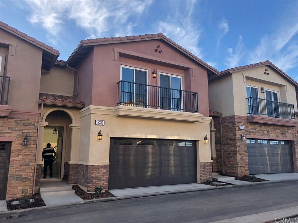 1st image of 15371 Lotus Cir