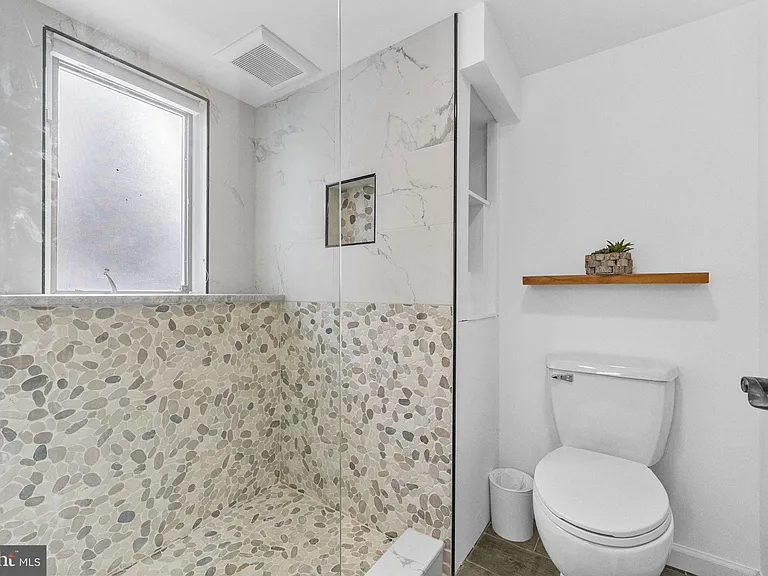 191 Lakeshore Dr — Photo 21