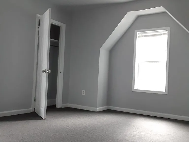 4927 Knox St #2 — Photo 21