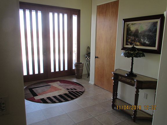 5th image of 613 Country Club Dr