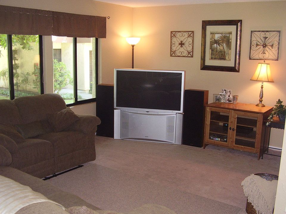 living room w/ energy saving windows