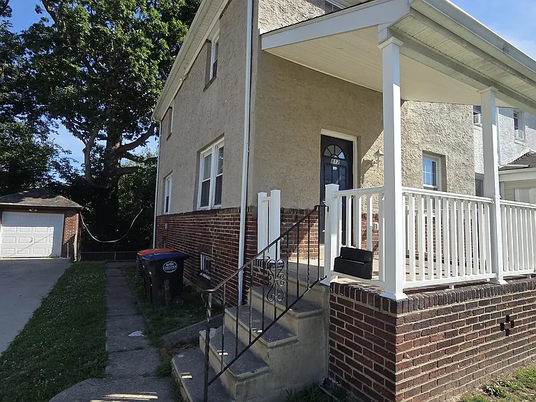 812 Glen Ter — Photo 15