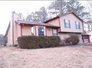 2939 Hillwood Dr, Lawrenceville, GA
