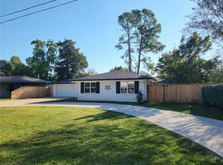 1001 Harling Ln, Natchitoches, LA 71457