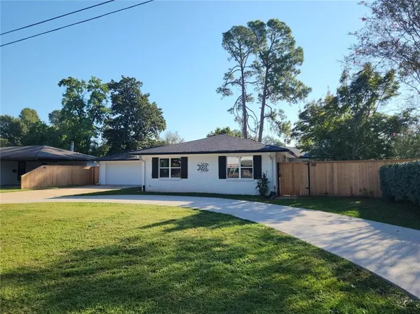 1001 Harling Ln, Natchitoches, LA 71457