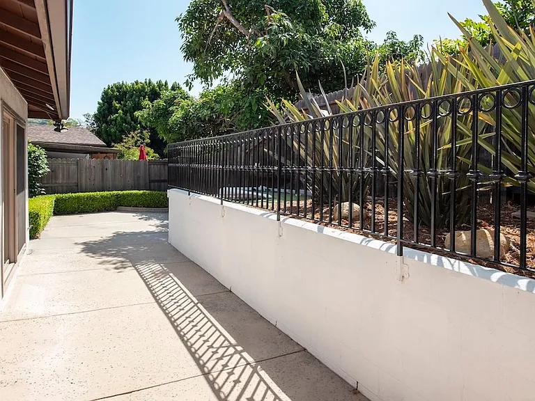 Terni Lane - 772 — Photo 14