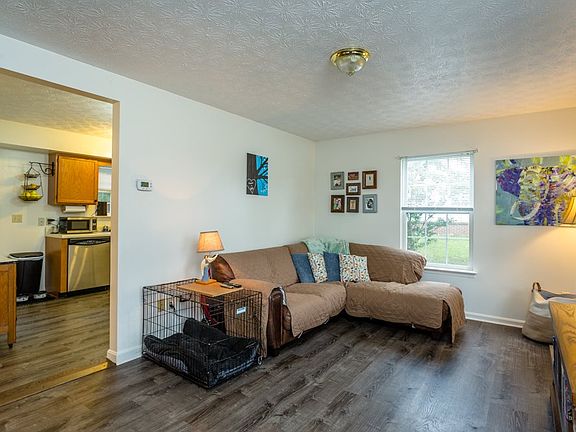 2nd image of 2347 Breckenridge Ct