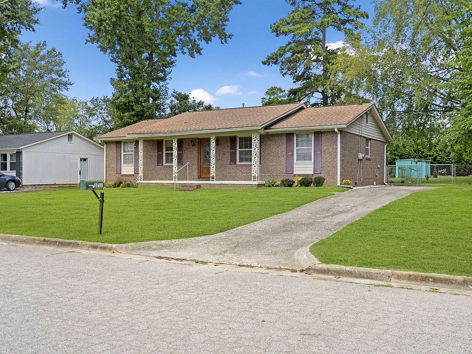 1st image of 3711 Columbia Dr