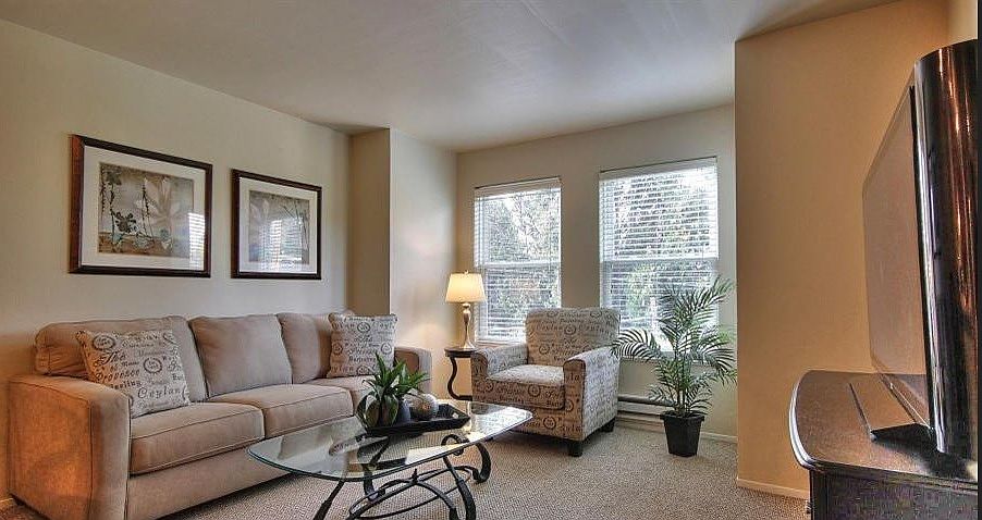 1st image of 2250 24th St Unit 220