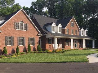 280 Equestrian Trl, Wellford, SC 29385