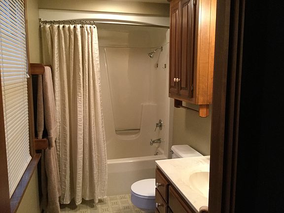 5th image of 1312 Woodworth Dr