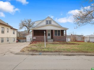 5937 Spring St, Omaha, NE 68106