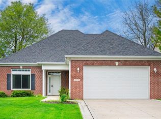 11608 Seven Oaks Dr, Fishers, IN 46038