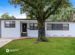 7032 May Apple Rd, Jacksonville, FL 32211