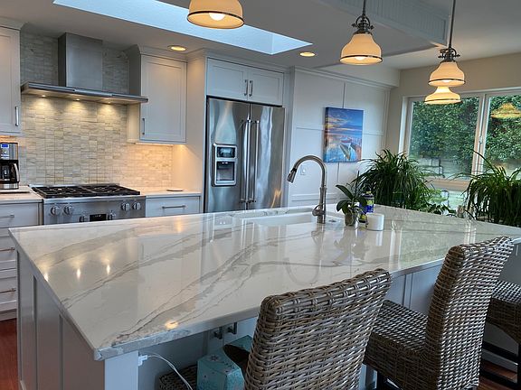 5th image of 3016 N Carr St #1-1-302