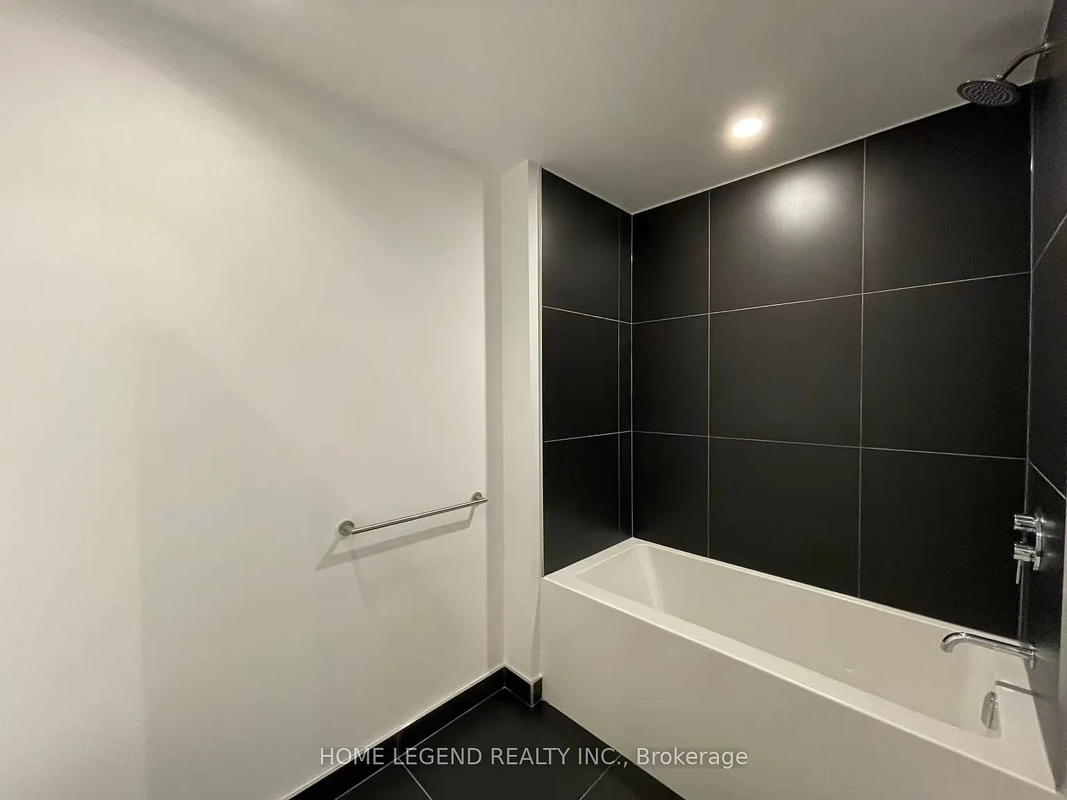2 bed, $2,800 — Photo 4
