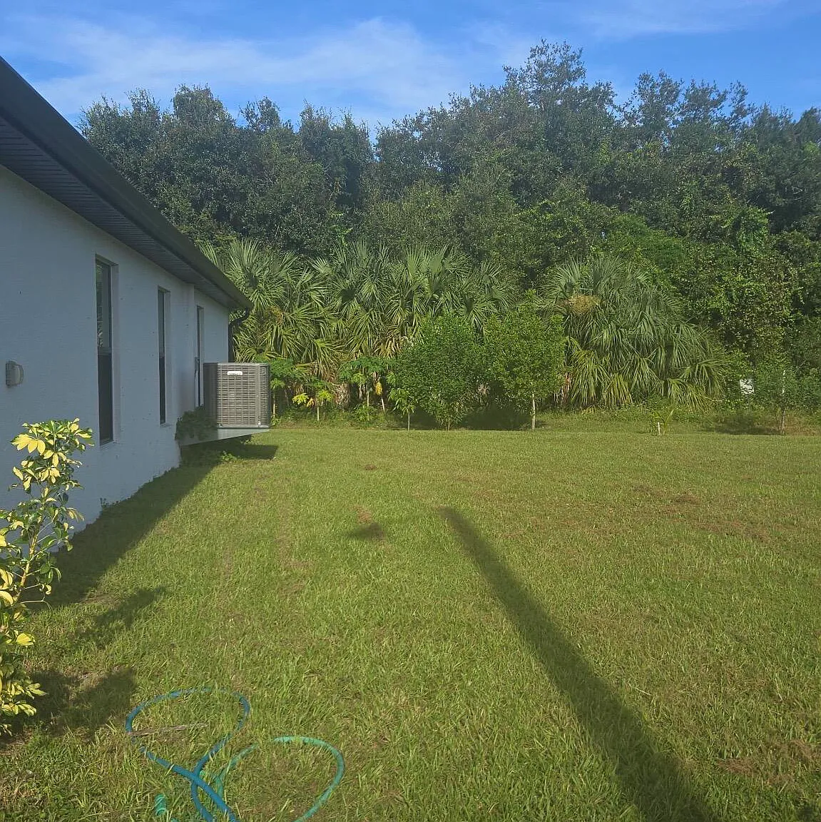 4 bed, 2.0 bath, 1843 sqft, $3,300 — Photo 1