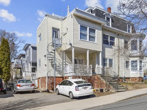 18 Appleton St, Somerville, MA 02144