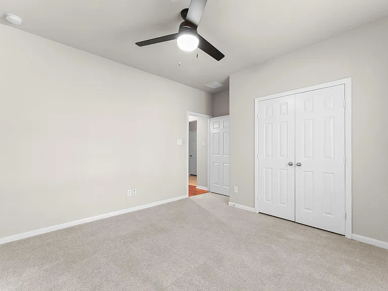 21127 Gladys Yoakum Dr — Photo 8