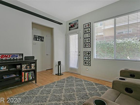 5th image of 9845 Black Mulberry St