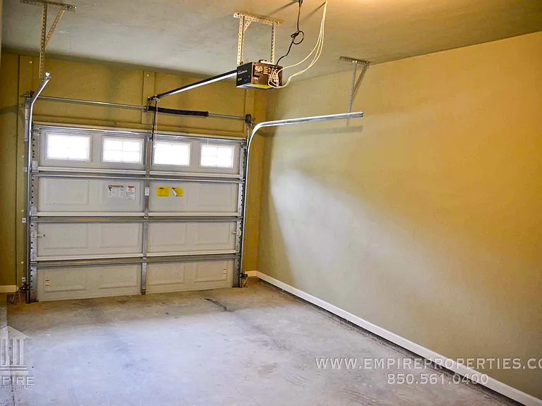 5600 Hampton Hill Cir — Photo 7