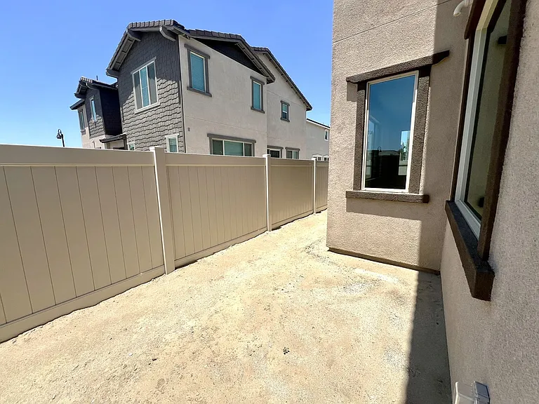 4208 E Flutter Prado — Photo 34