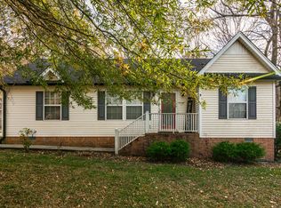 1000 S Ridge Dr, Portland, TN 37148