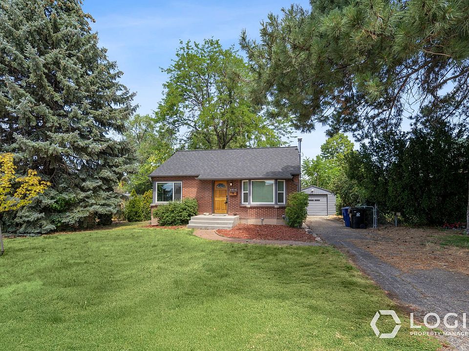 1st image of 1213 E Lorraine Dr