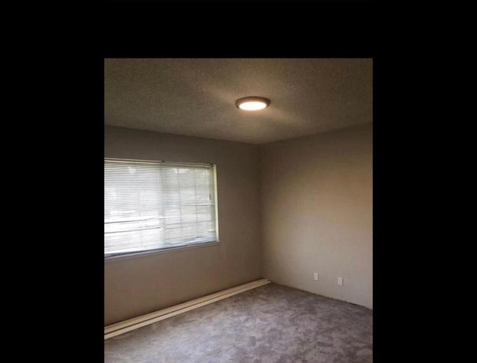 1st image of 149 W Ronwood St