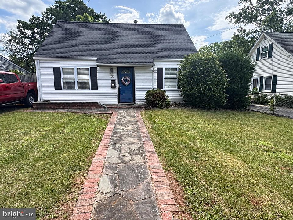 2nd image of 107 Kent Dr