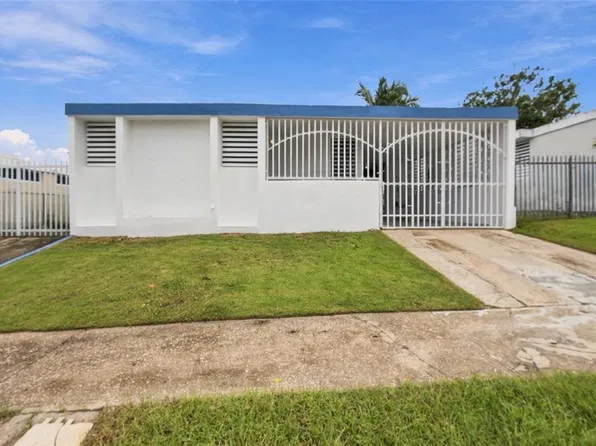 Calle 15 H18 URB. VILLA LINARES, VEGA ALTA, PR 00692