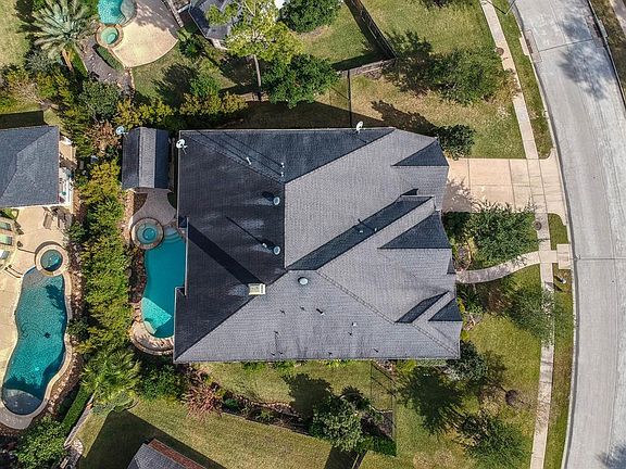 2nd image of 13611 Delwood Springs Ln