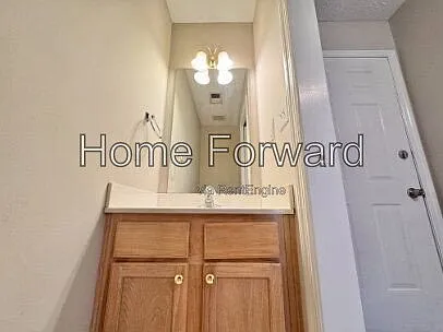 835 W Maxwell St — Photo 6