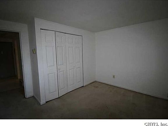 5th image of 499 Village Blvd N