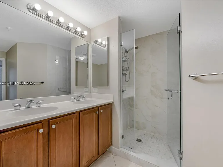 9021 SW 94th St #509 — Photo 15