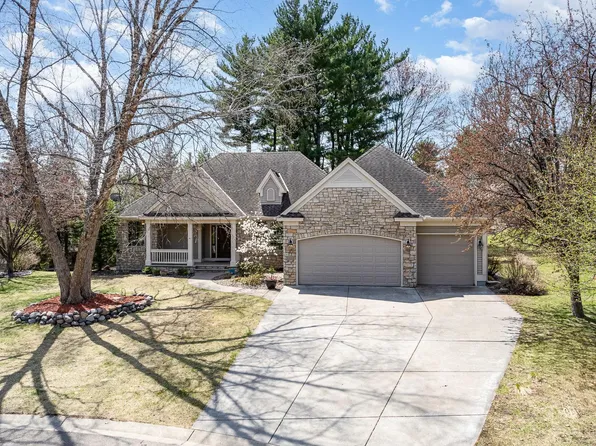 3303 Nathaniel Ct, Vadnais Heights, MN 55127