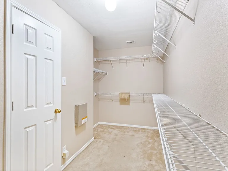 4914 Roan Brk — Photo 19