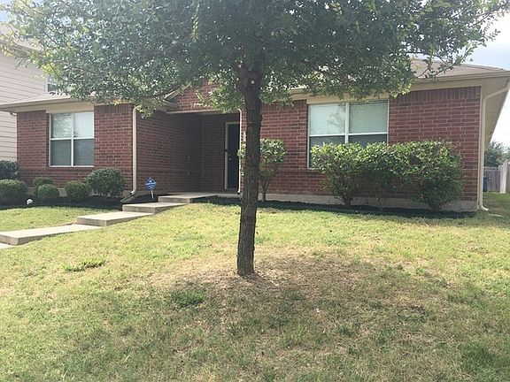 3rd image of 236 Great Plains Ave