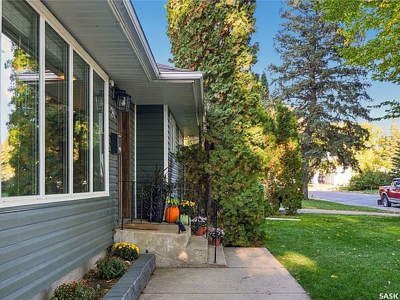 3rd image of 20 Pinder Crescent