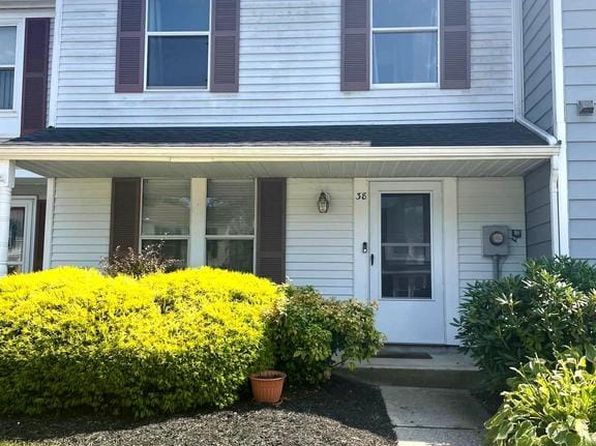38 Waterview Ct