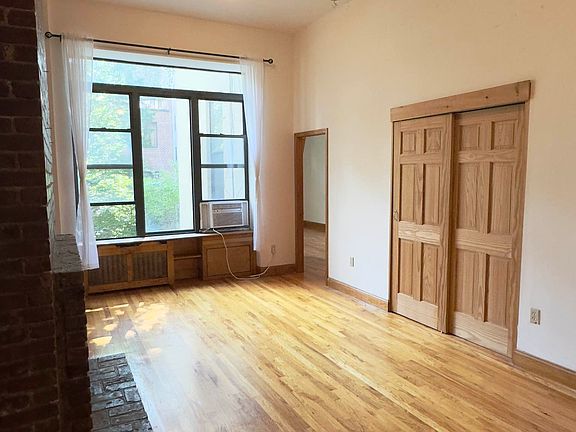3rd image of 318 W 105th St #2F